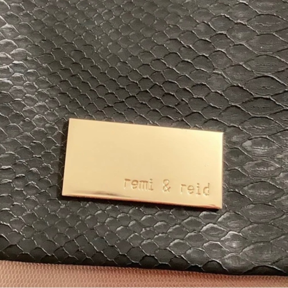 Reid and Remi Black Purse